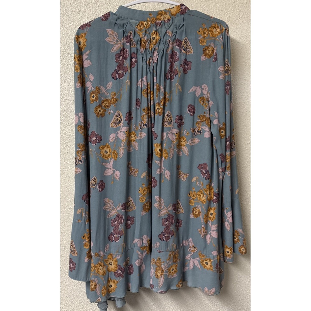 Free People Top Blouse Floral Cottage MED Butterfly Career Dressy Flowy Smocked - Picture 6 of 10